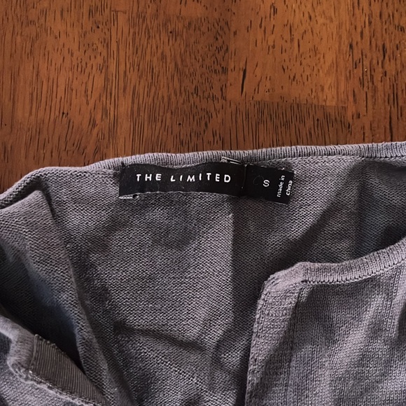 Limited grey cardigan - Picture 2 of 6